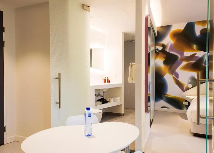 B-Aparthotel City West