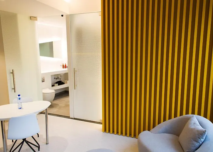 B-Aparthotel City West 3* Ámsterdam